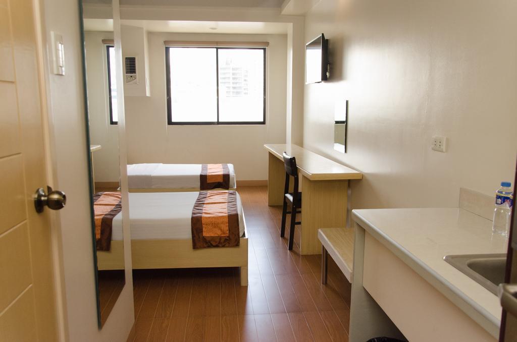 M Suites Hotel Makati City Exteriér fotografie