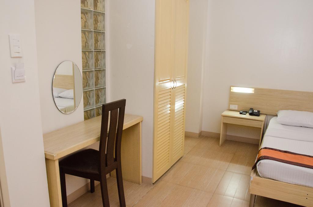 M Suites Hotel Makati City Exteriér fotografie