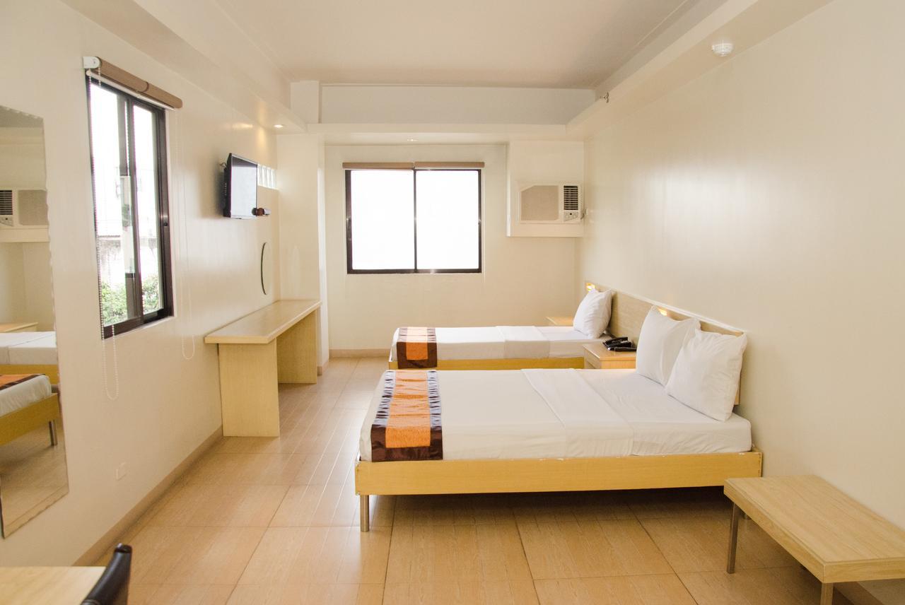 M Suites Hotel Makati City Exteriér fotografie